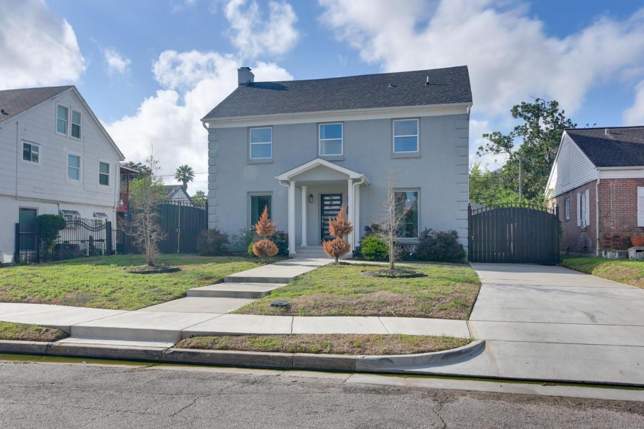 Eclectic Houston Home With Pool Table, 5 Mi To Dtwn Esterno foto